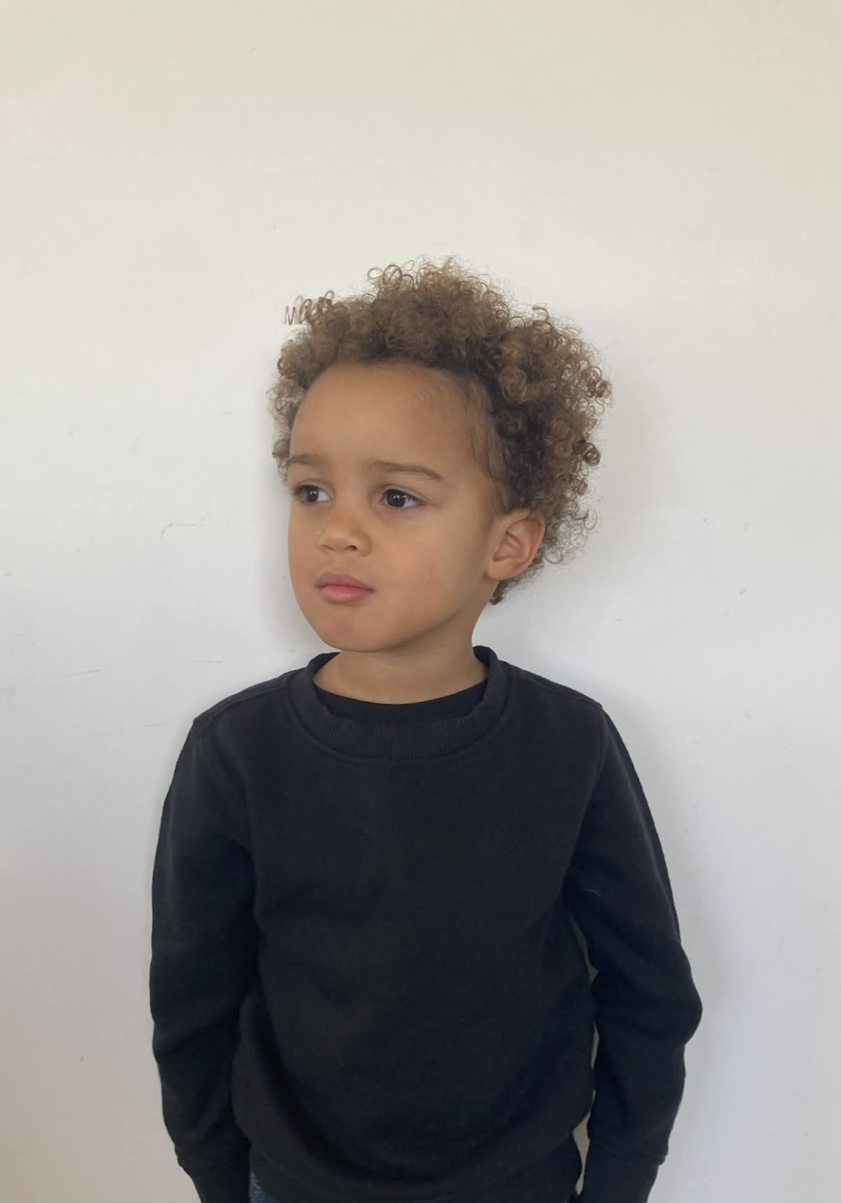 Liam Ebodé portfolio picture #006