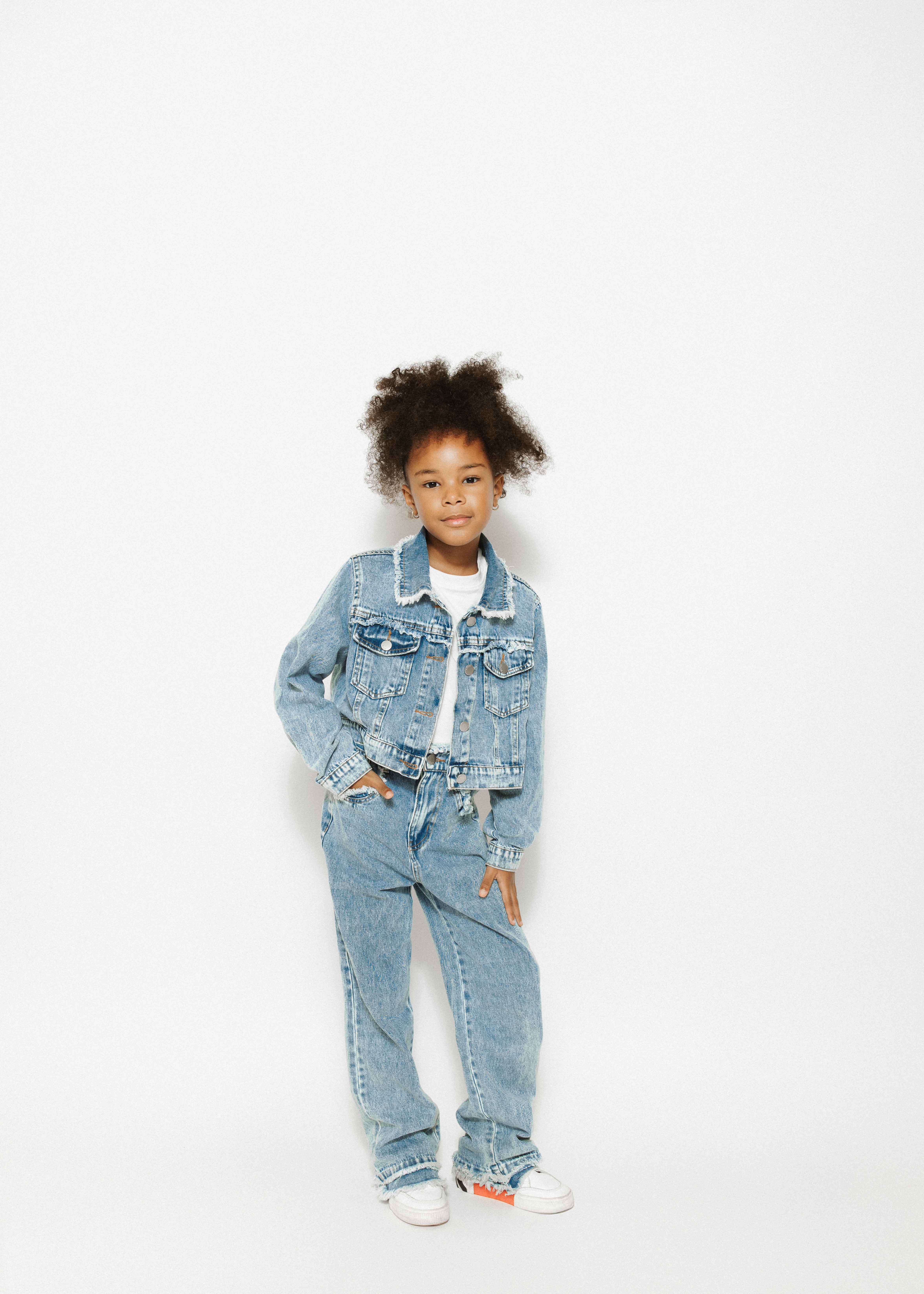 Iyana Ligeon portfolio picture #003