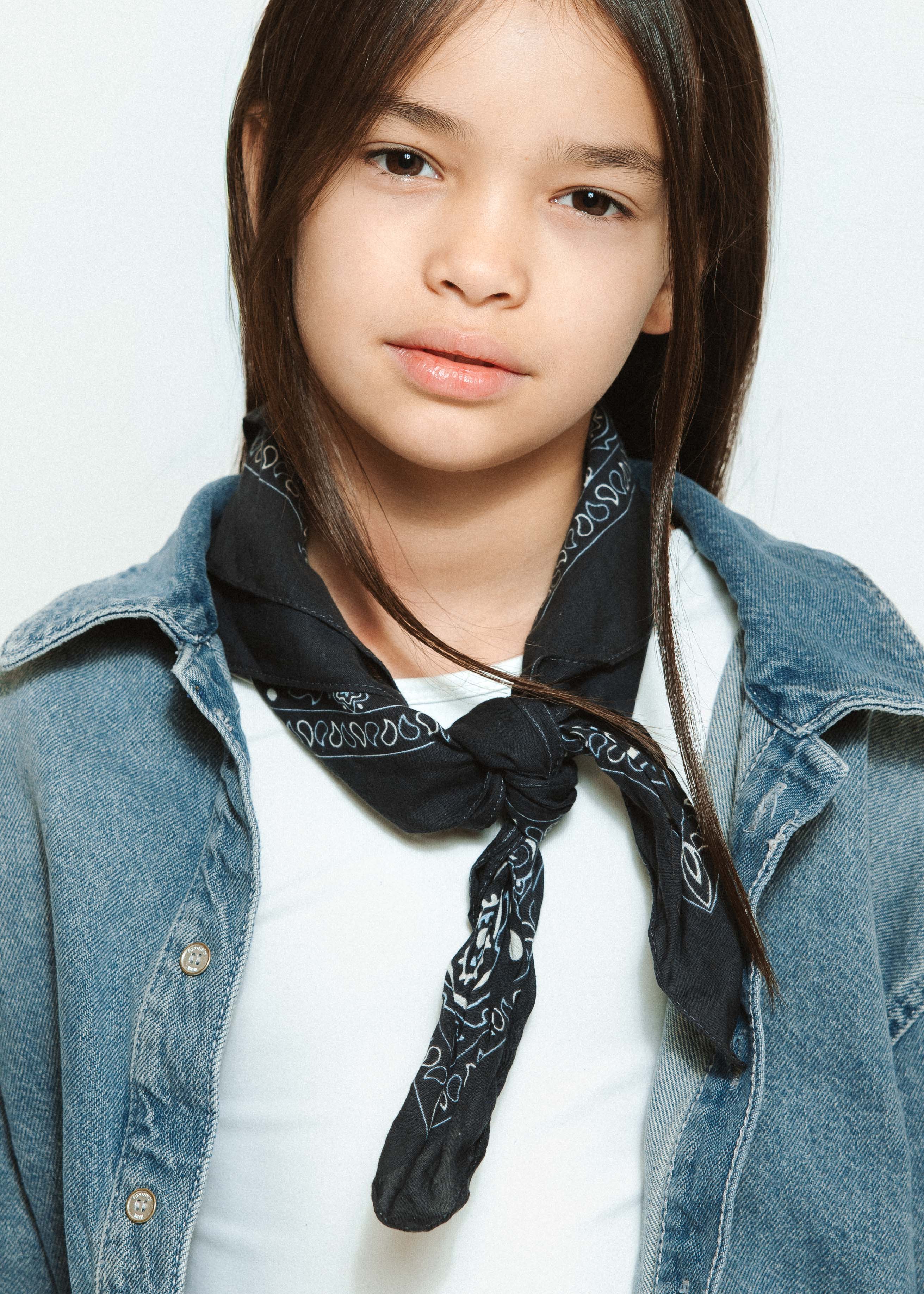 Yuna Freriks portfolio picture #034