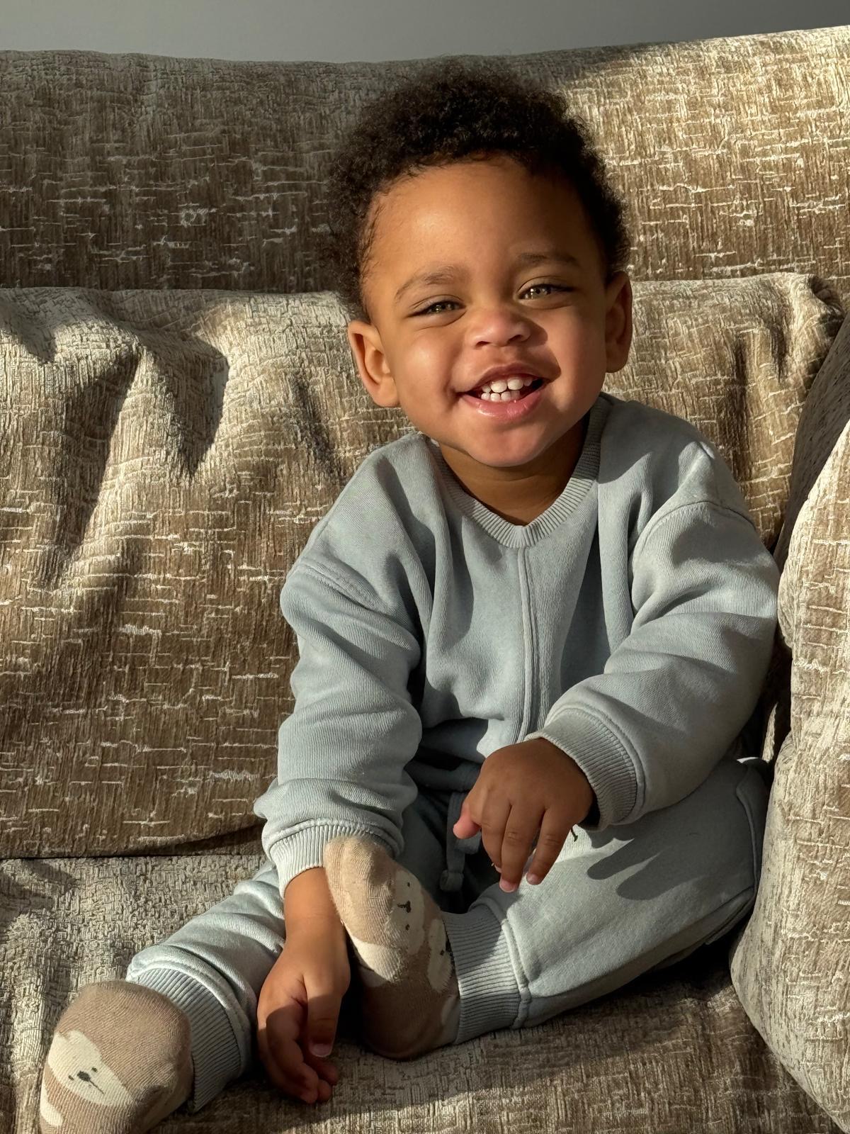 Jezion Hoffman portfolio picture #002