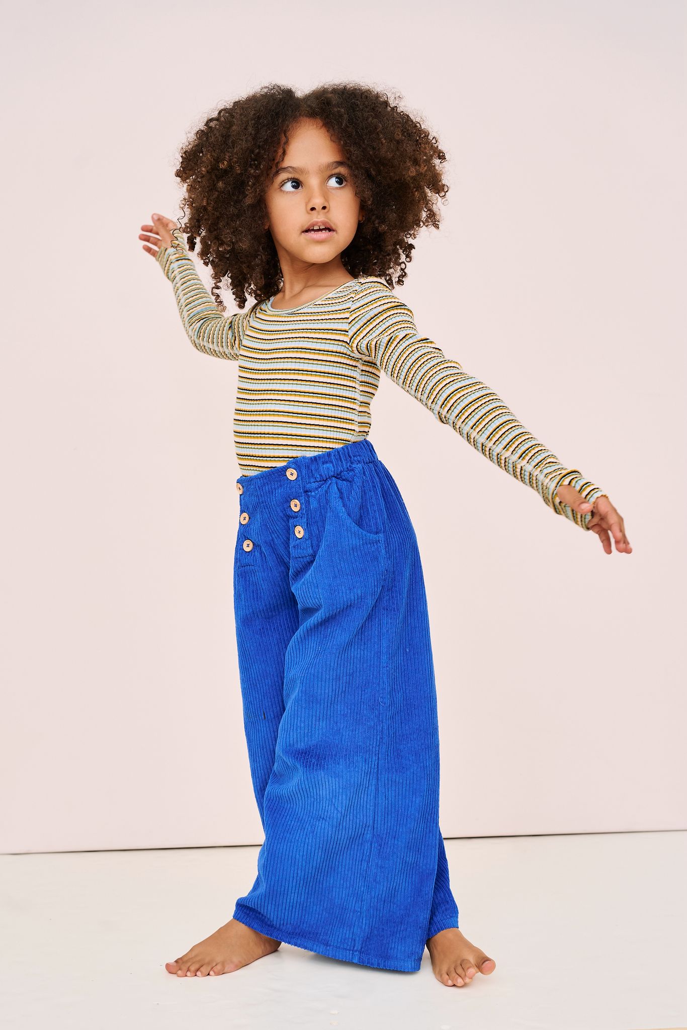 Aline Atamna portfolio picture #001