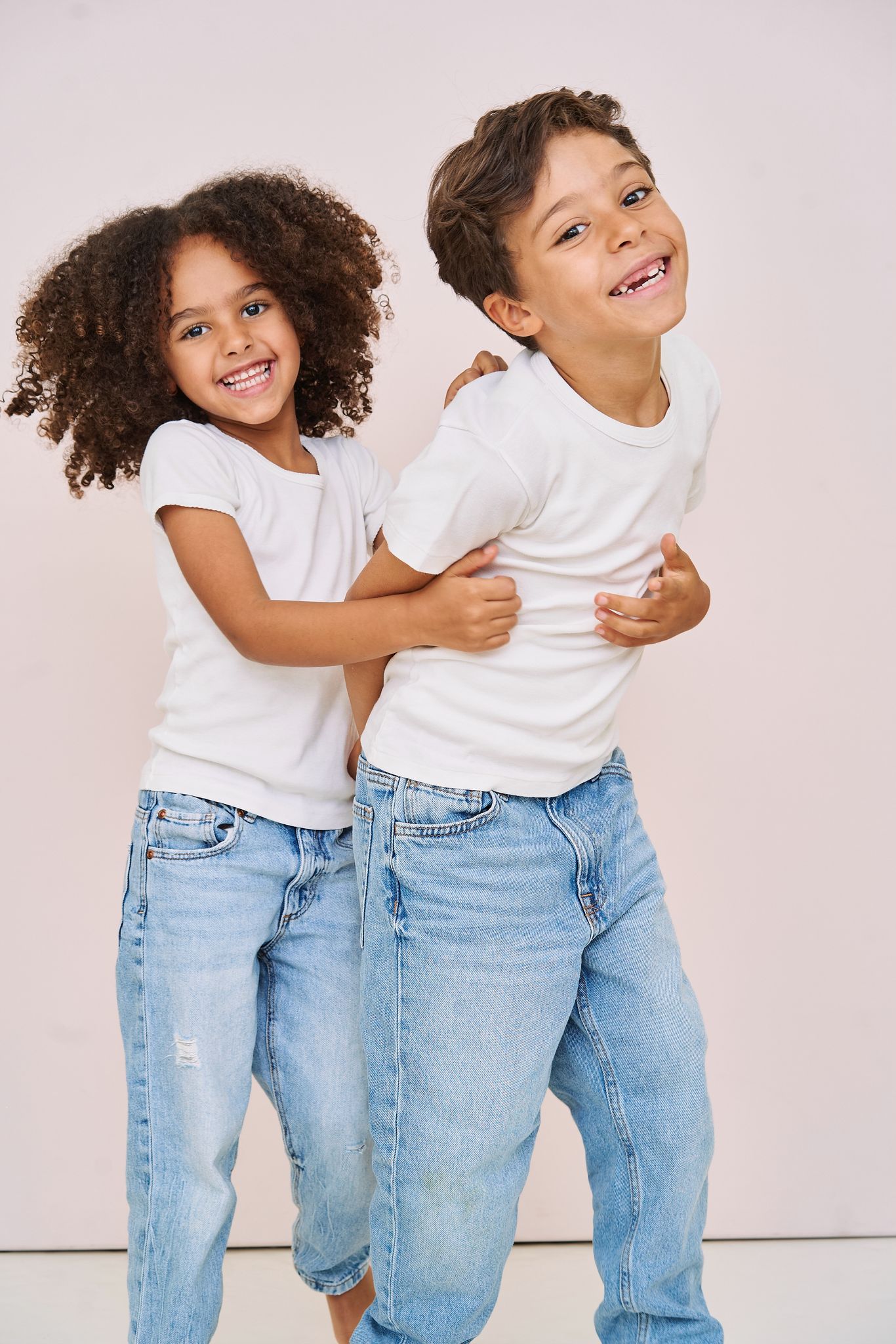 Aline Atamna portfolio picture #002