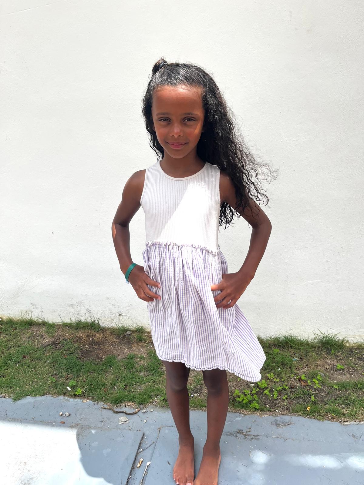 Imani Huebscher portfolio picture #011