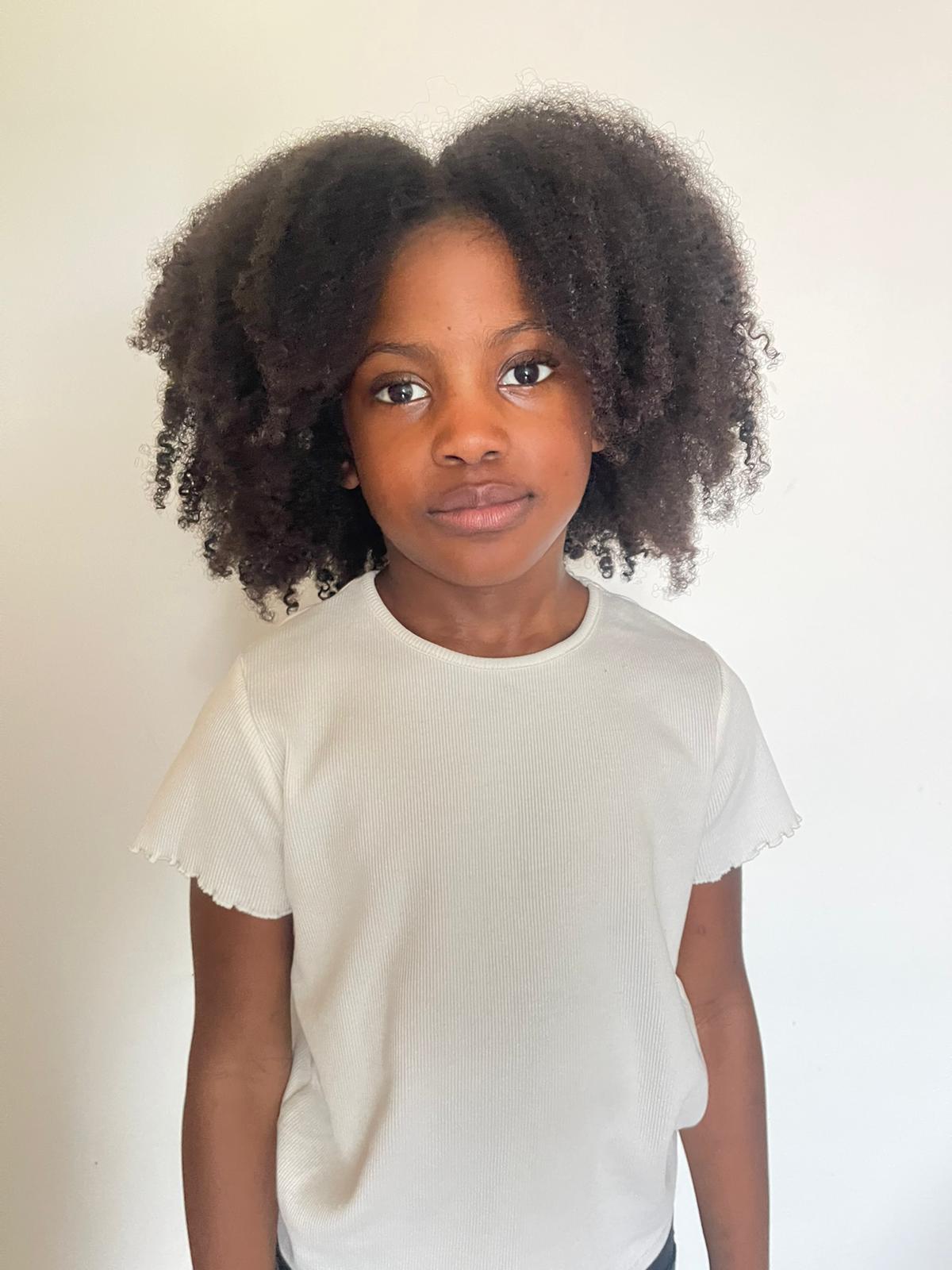 Aya Imboua portfolio picture #005