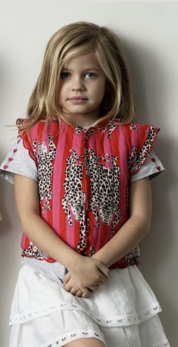 Emily Vries portfolio picture #006