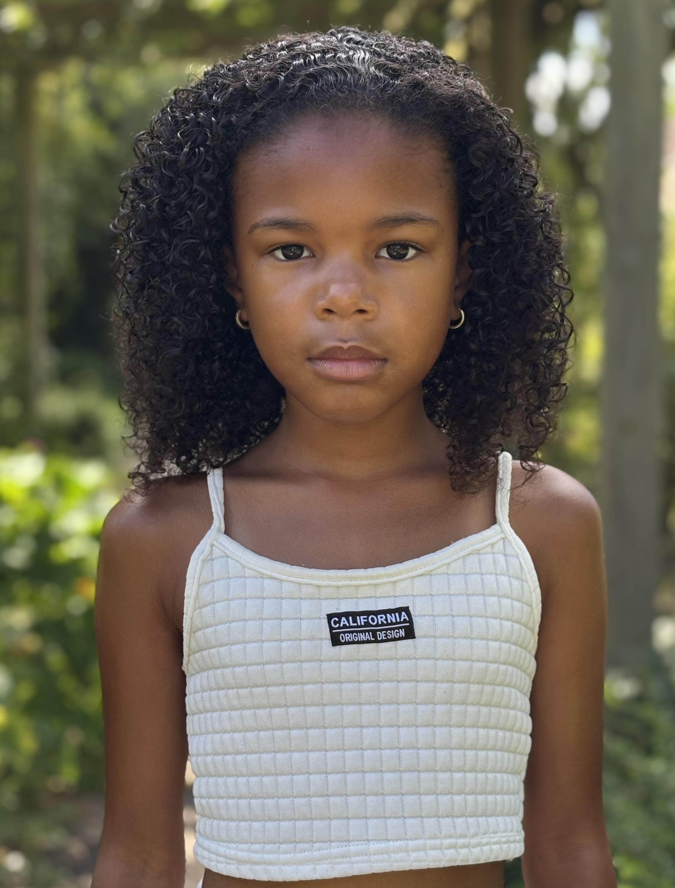 Iyana Ligeon portfolio picture #002