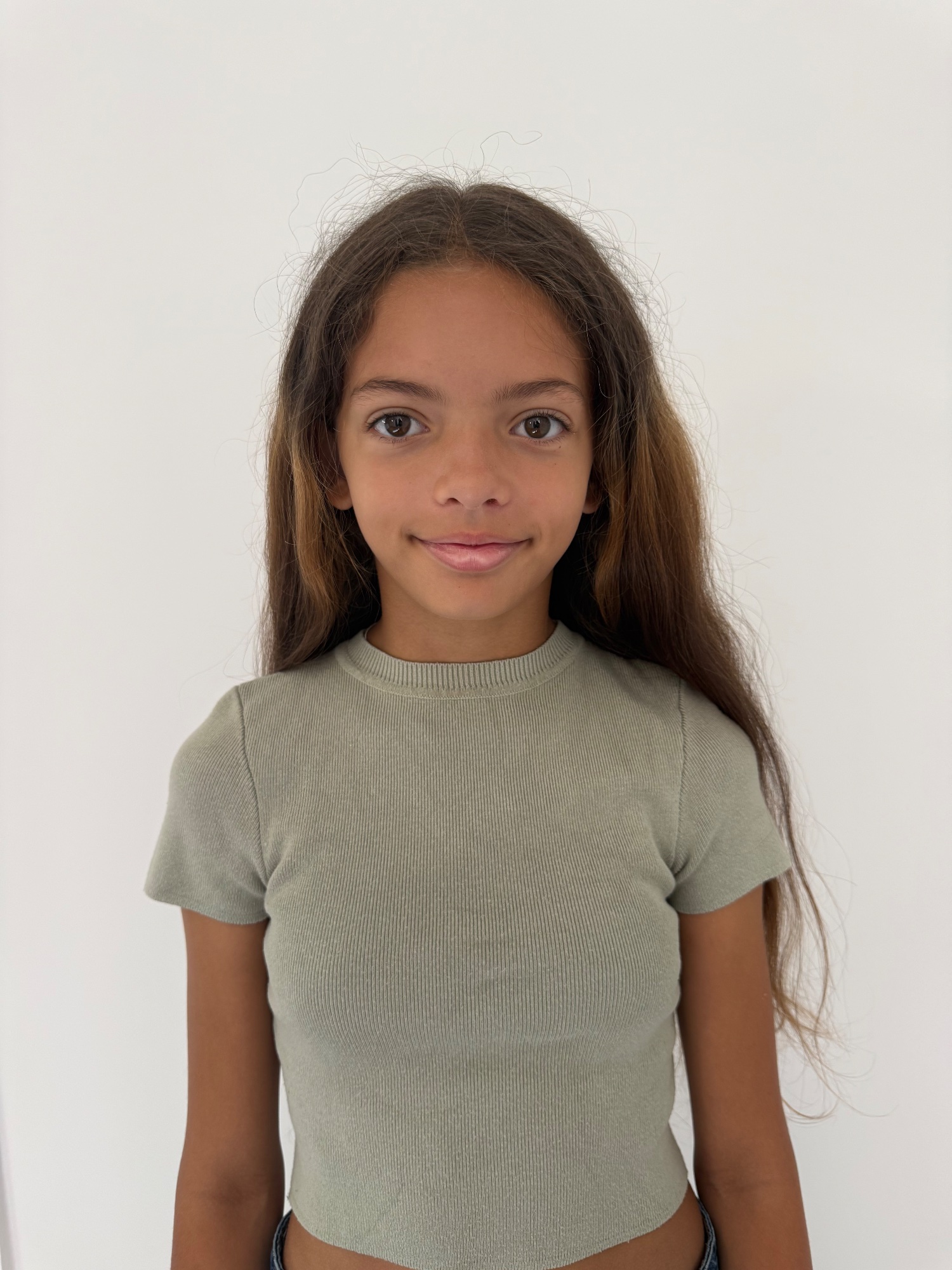 Mavie C. portfolio picture #012