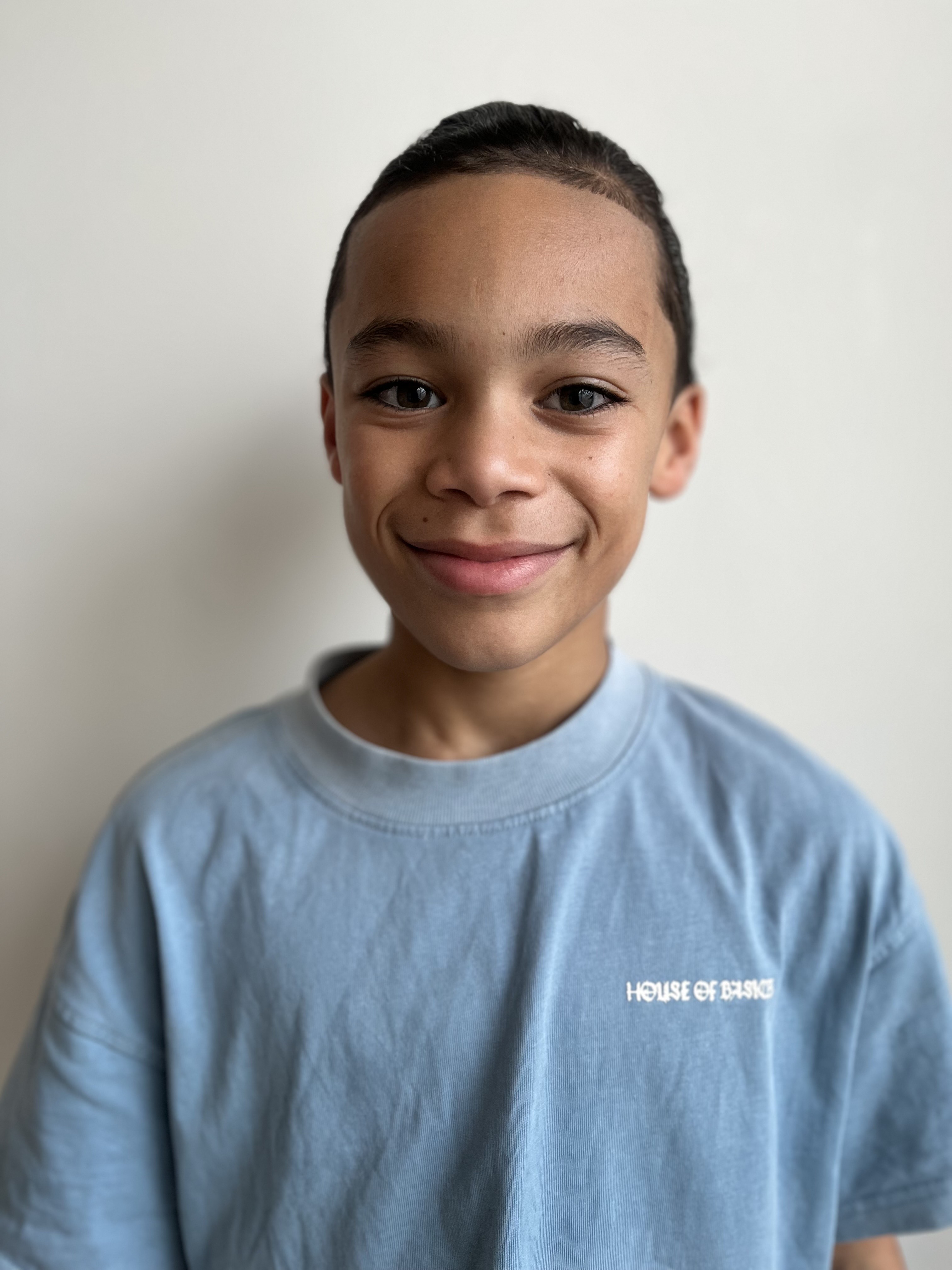 Edin Dors portfolio picture #002