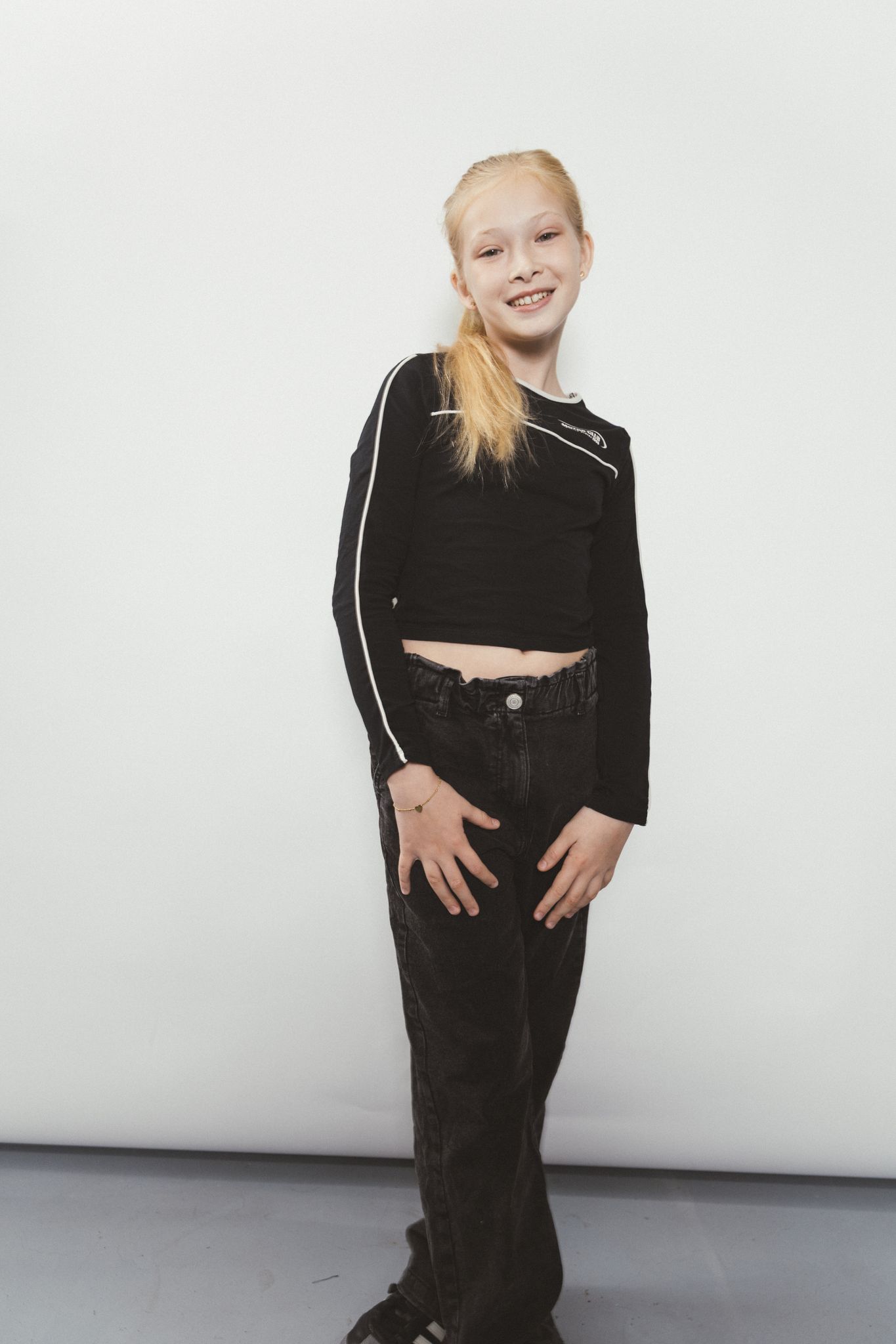 Leila Flohr portfolio picture #003