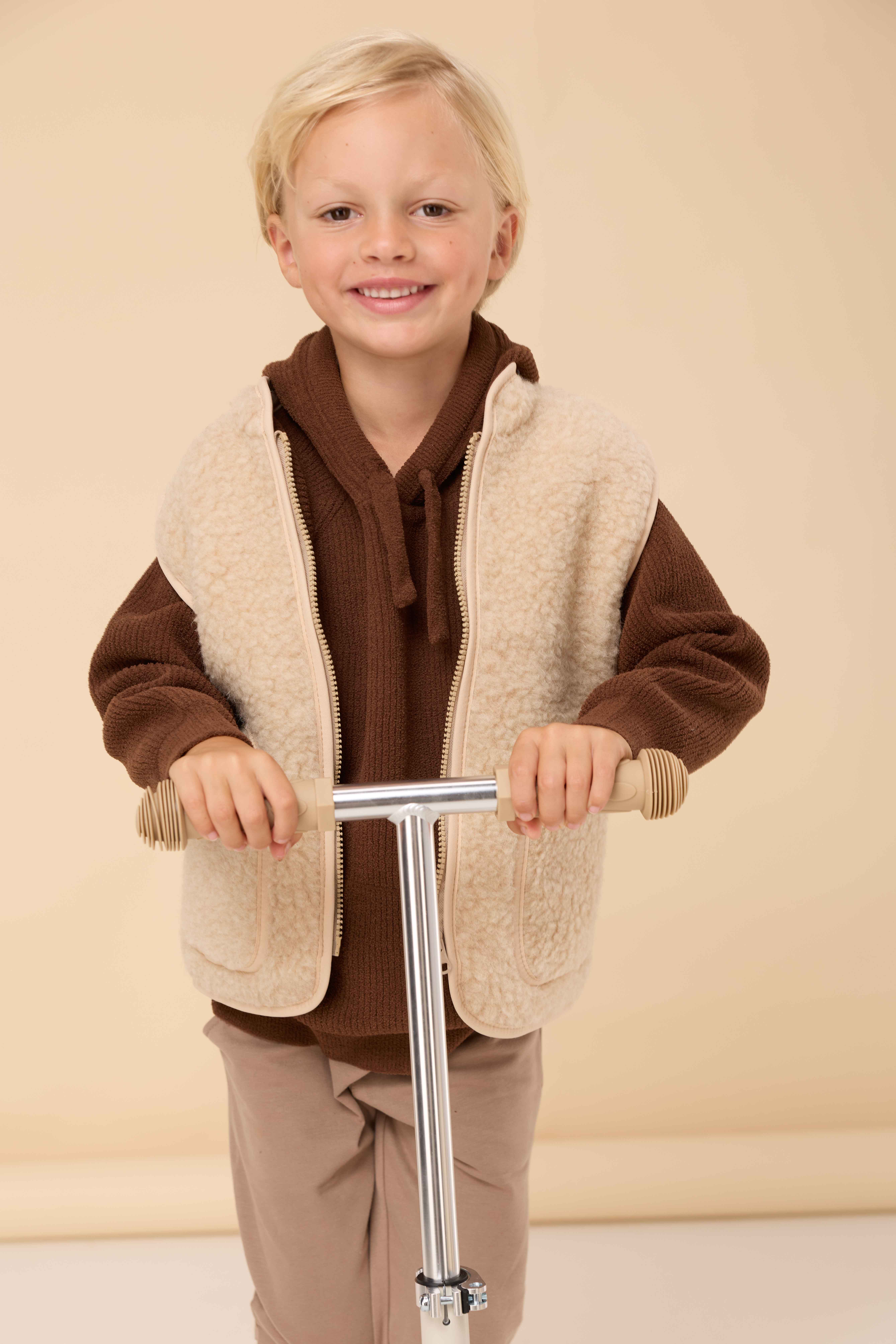 Kidz Management for Omoda item #003