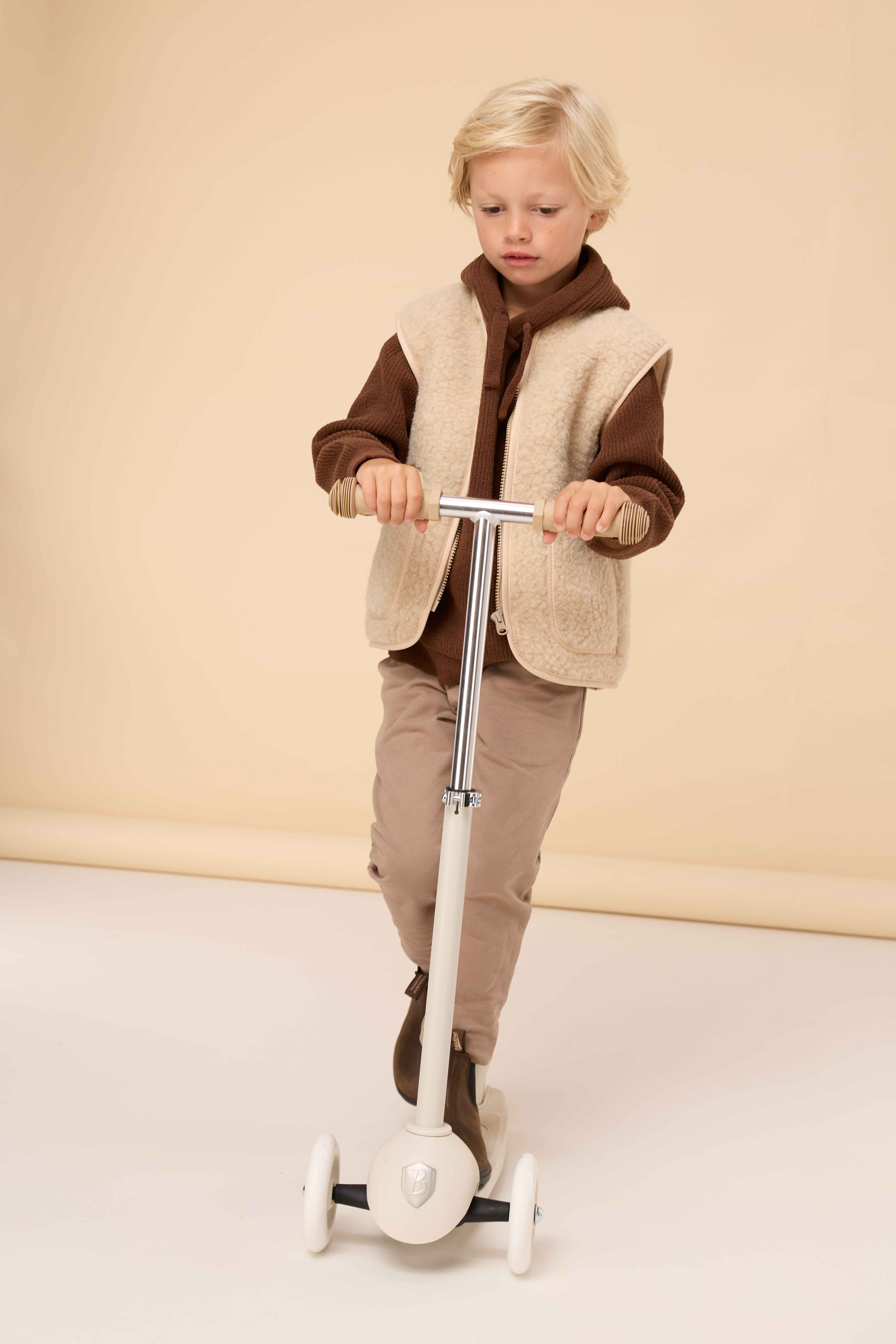 Kidz Management for Omoda item #001