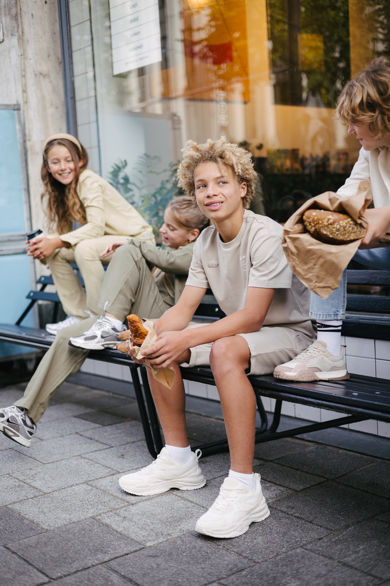 Joshua Tehi portfolio picture #009