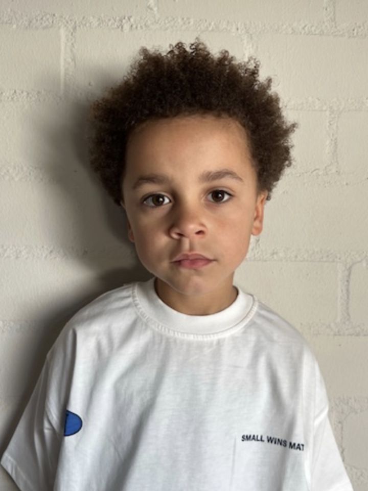 Elyh F. profile picture