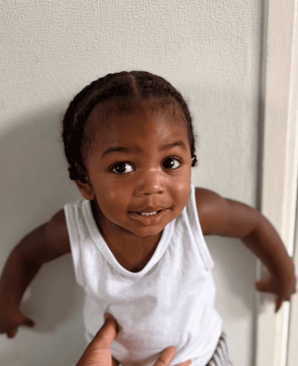 Meziah O. portfolio picture #006