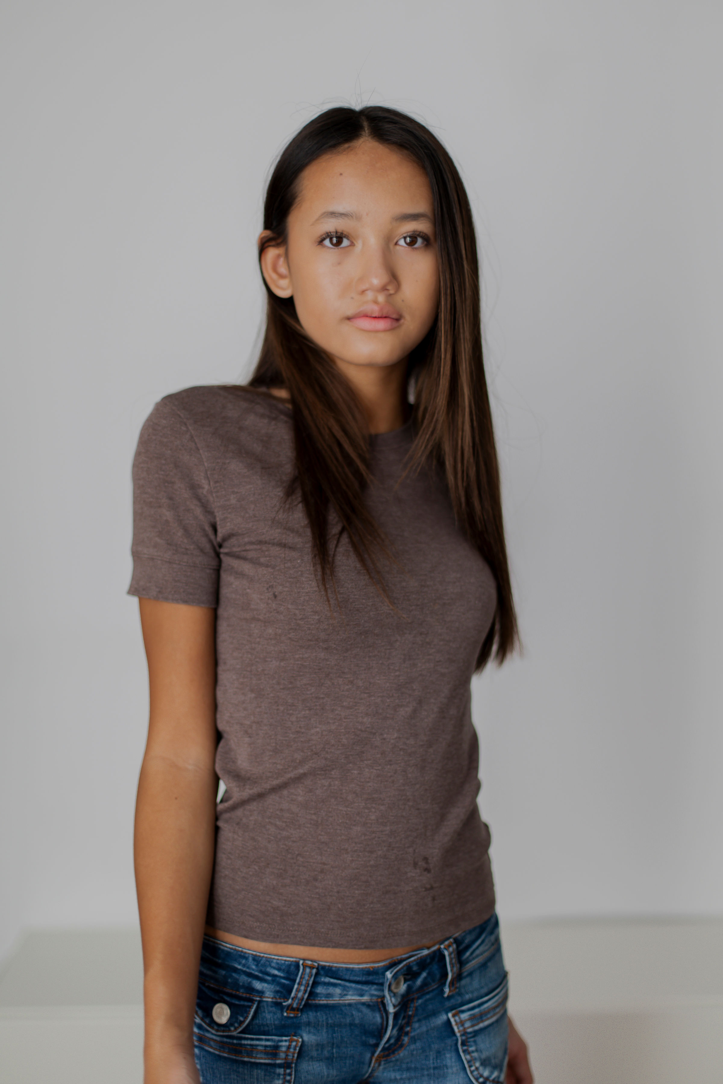 Aura Stehle portfolio picture #003