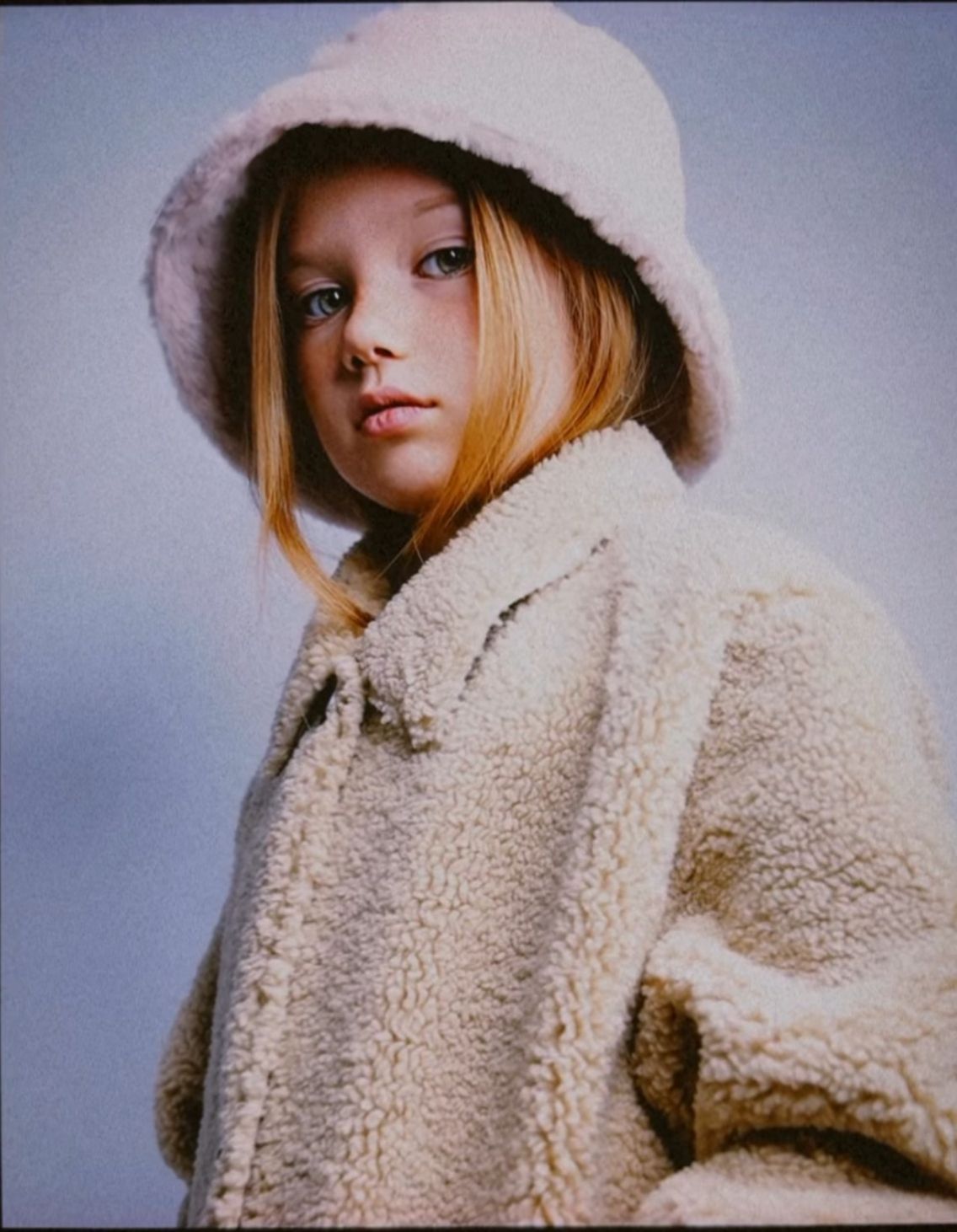 Elin Hoeven portfolio picture #003