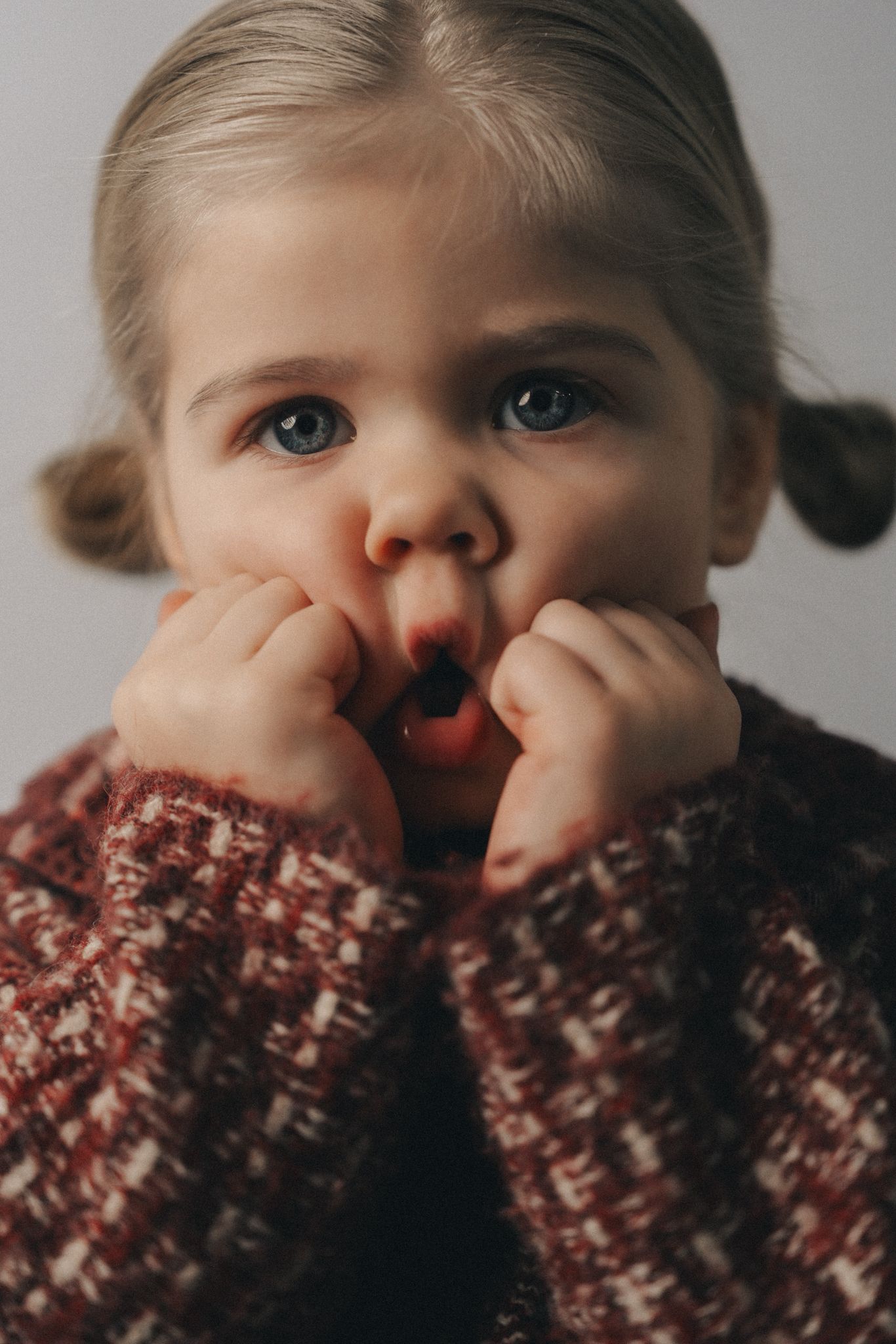 Bella Kahmann portfolio picture #015