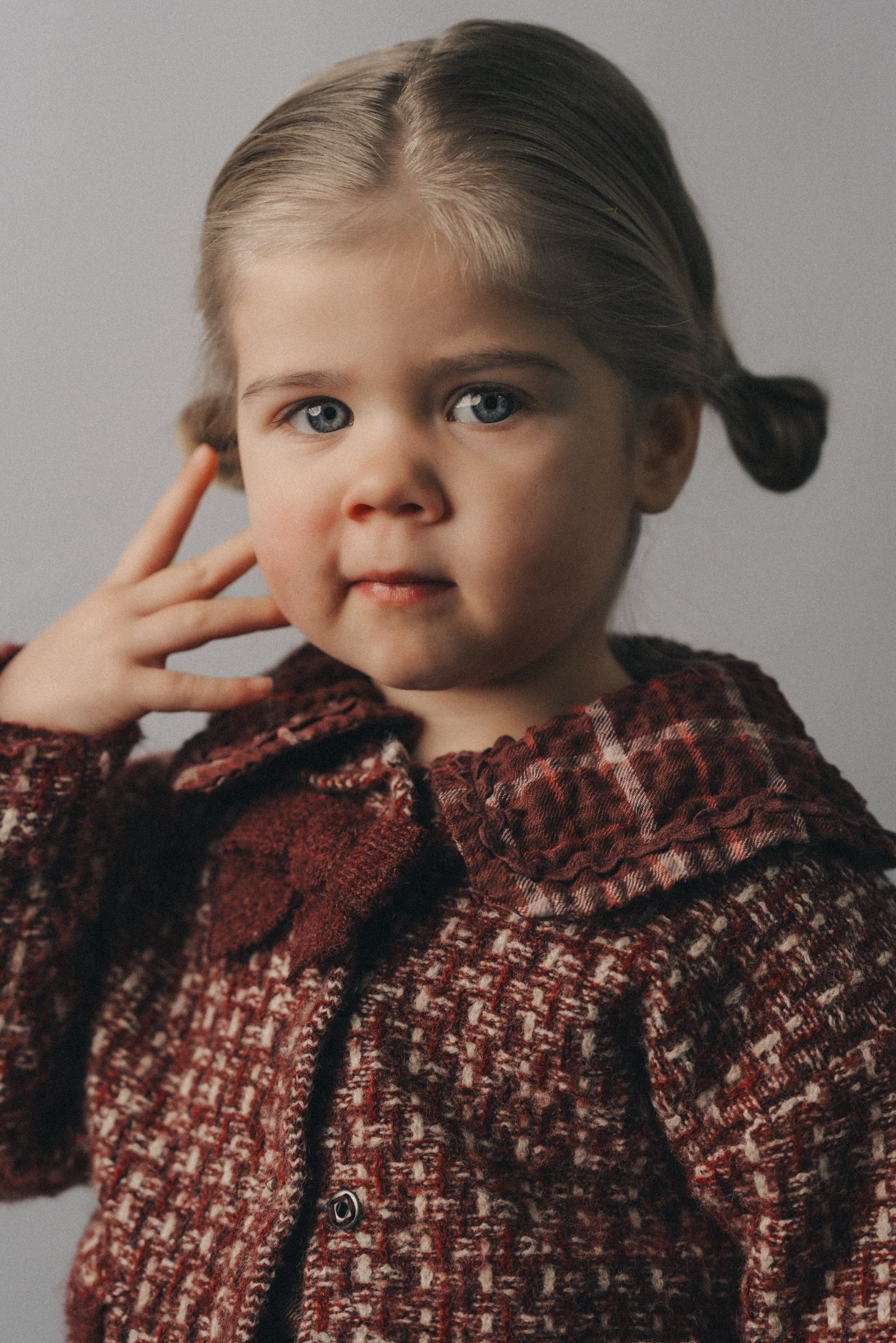 Bella Kahmann portfolio picture #007