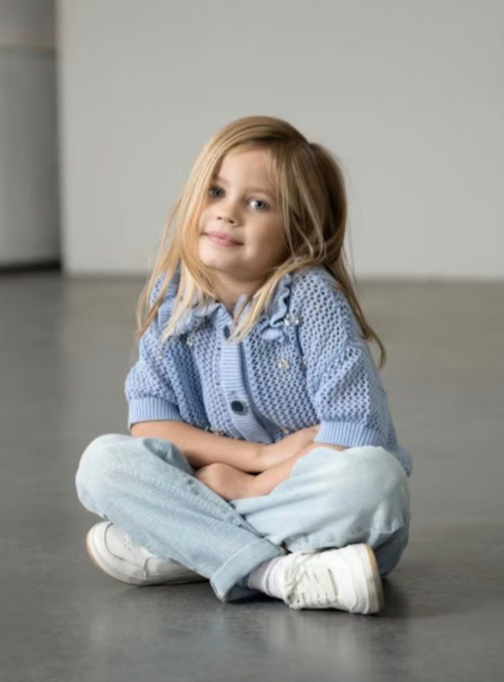 Emily Vries portfolio picture #010