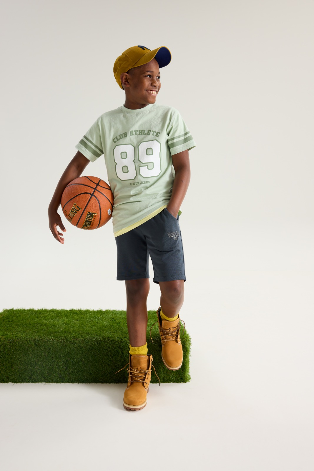 Kidz management for Kleertjes item #002