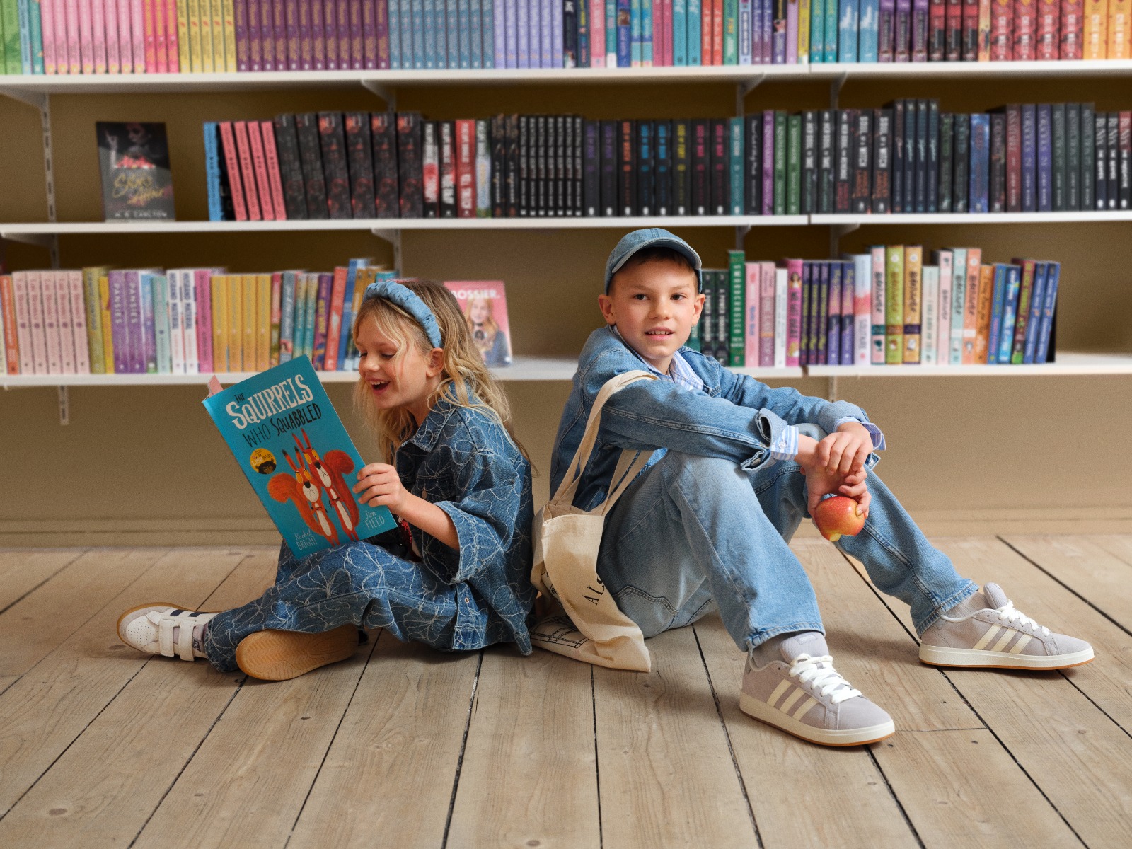 Kidz management for Kleertjes item #001