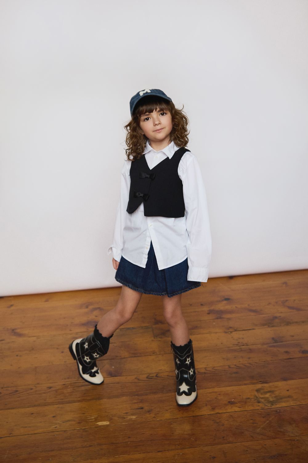Matilda W. portfolio picture #014