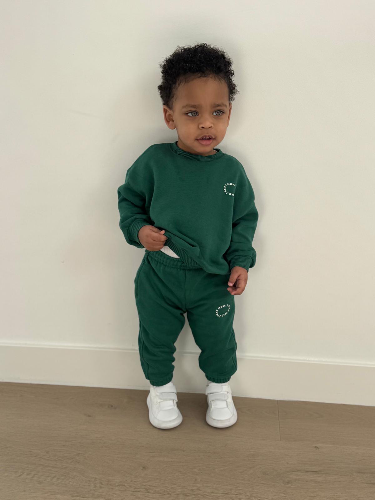 Jezion Hoffman portfolio picture #004