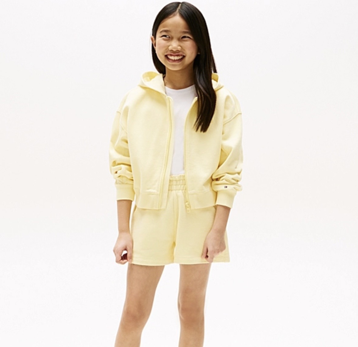June Hu portfolio picture #005