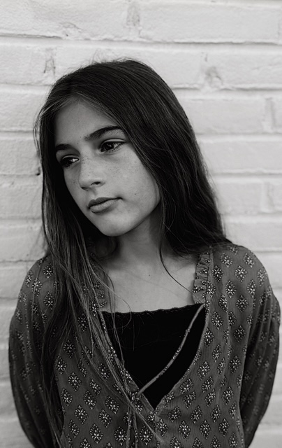 Saray Atik portfolio picture #013