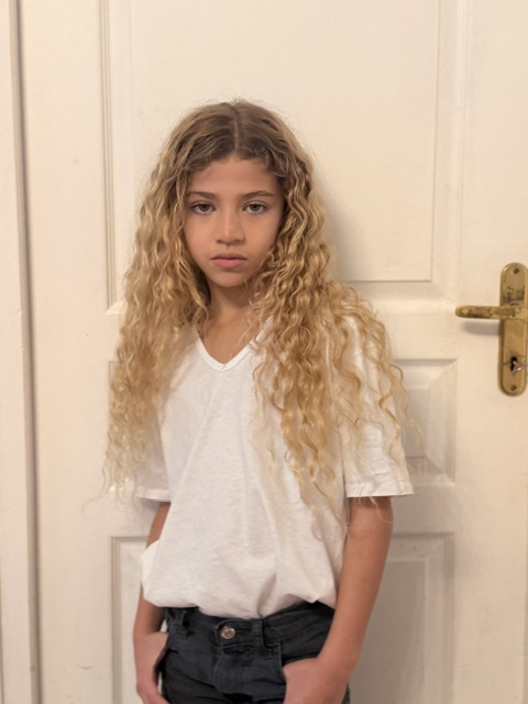 Leyana Benamrane portfolio picture #010