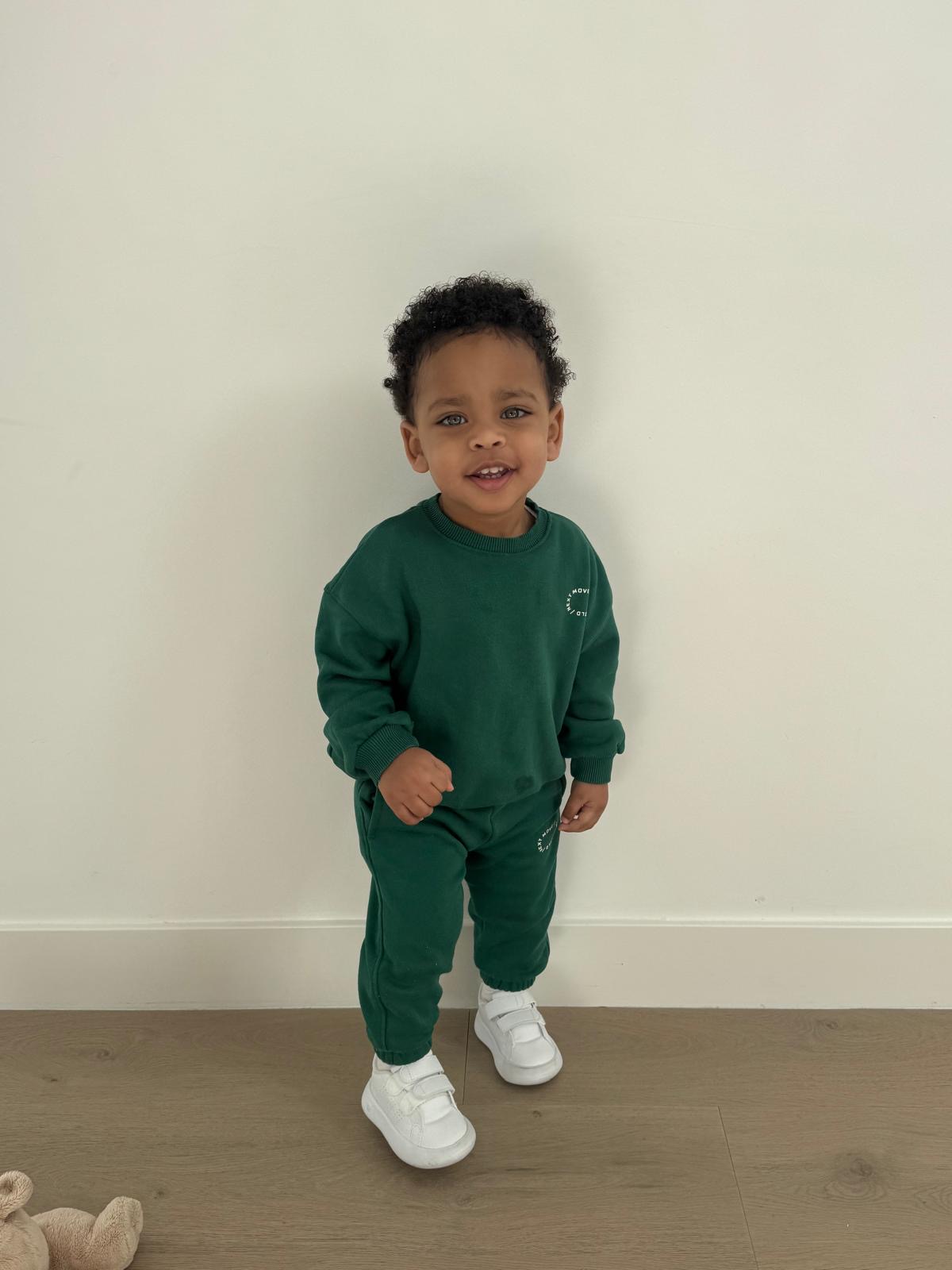 Jezion Hoffman portfolio picture #005