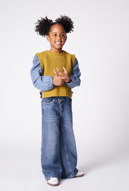 Lovely Ivy Rodrigues portfolio picture #001