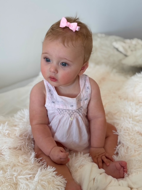 Emilia M. portfolio picture #002