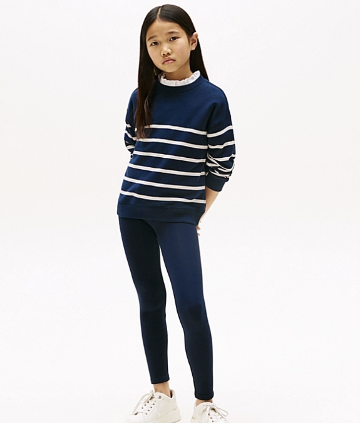 June Hu portfolio picture #003