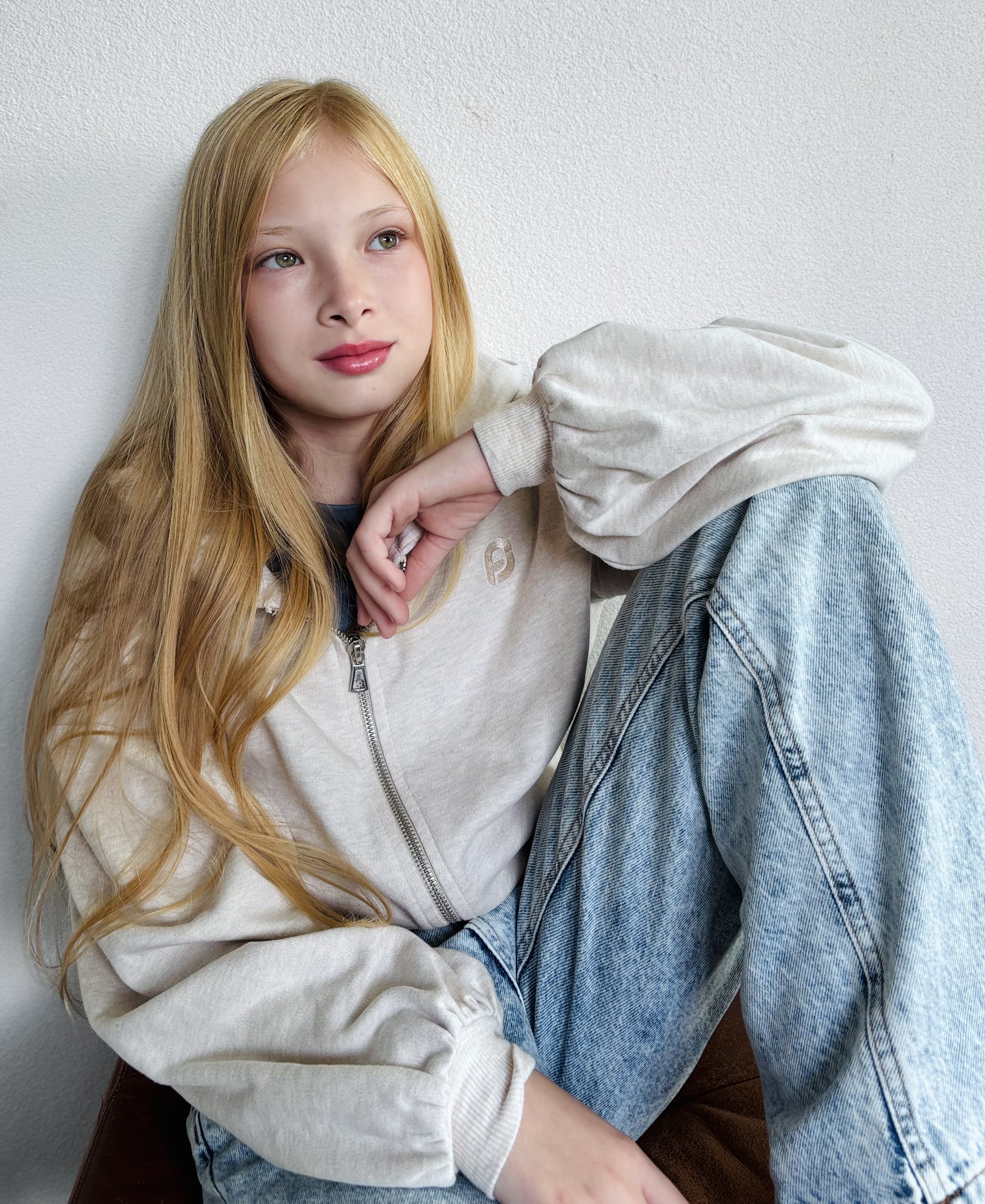 Leila Flohr portfolio picture #002