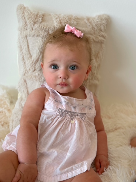 Emilia M. portfolio picture #001