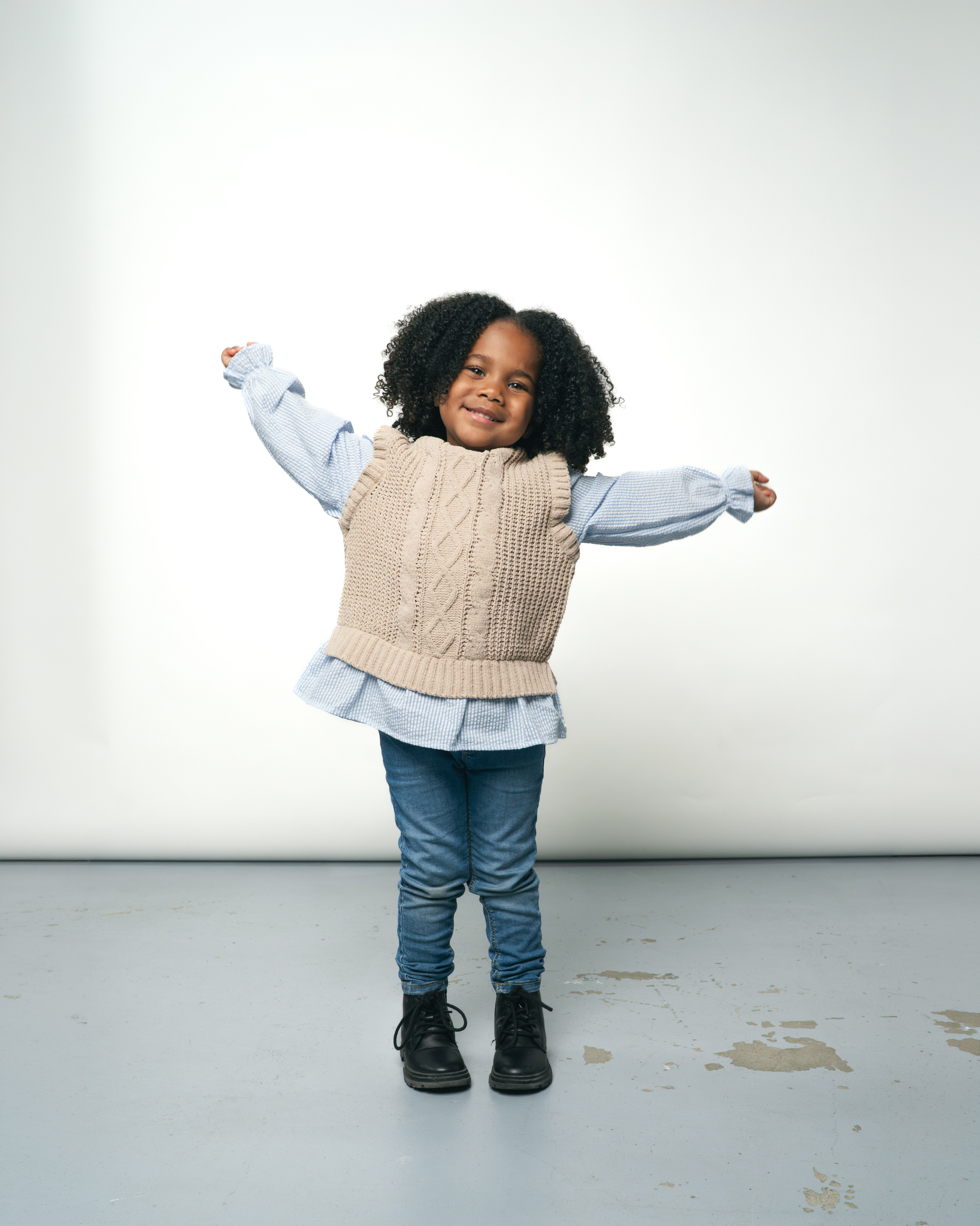 Naleyah Brito portfolio picture #003