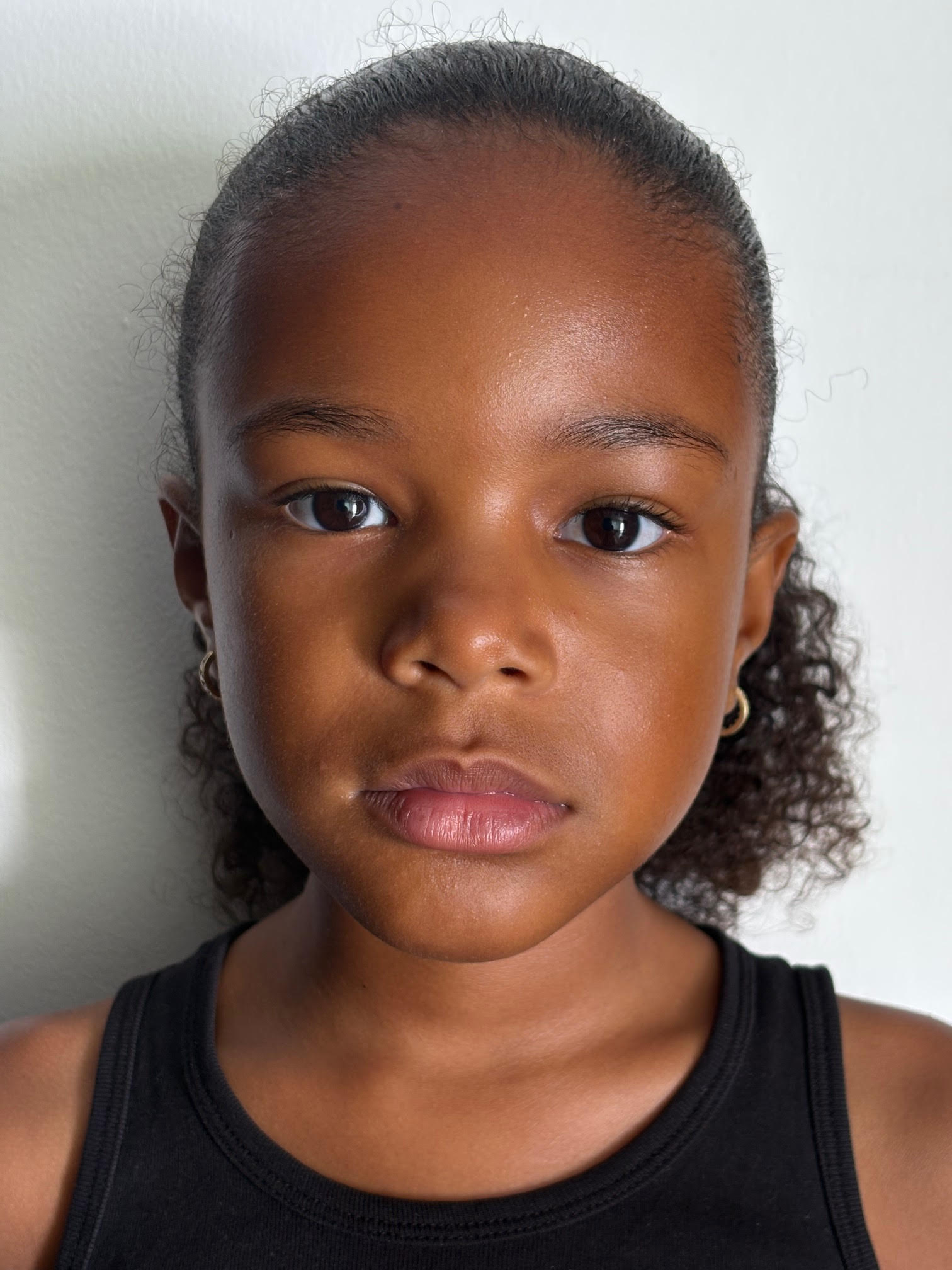 Iyana Ligeon portfolio picture #009